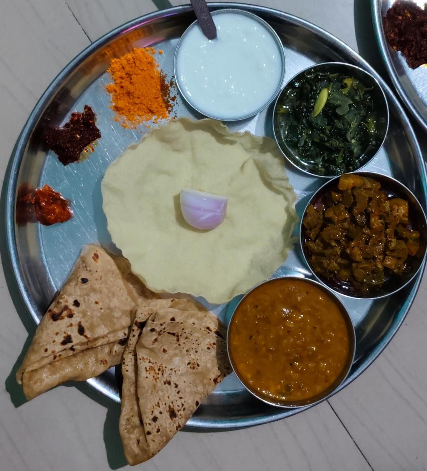 Vinayaka Homestay Hampi Exterior photo