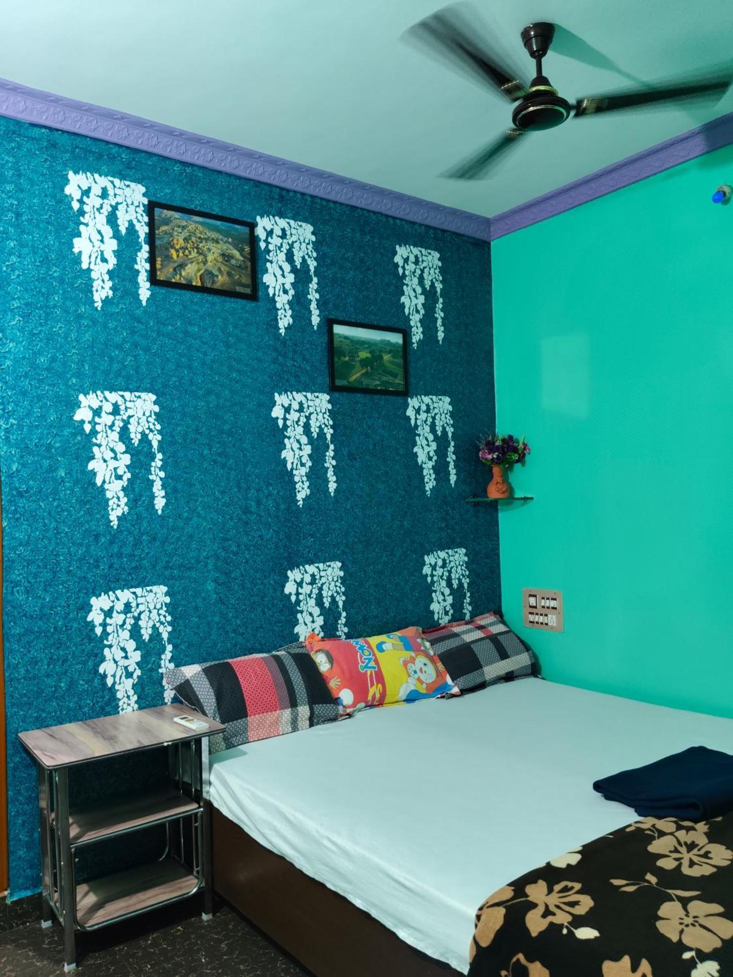 Vinayaka Homestay Hampi Exterior photo
